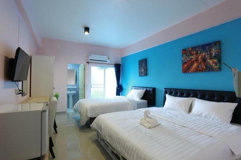 Hotel 2Bedtel à Bangkok Extérieur photo
